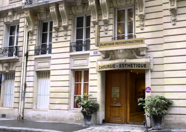 22 24 Rue Quentin Bauchart 75008 Paris Cabinet et cliniques du Dr Petit - Chirurgien esthétique à Paris 8